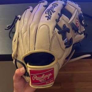Rawlings BaseBall Glove